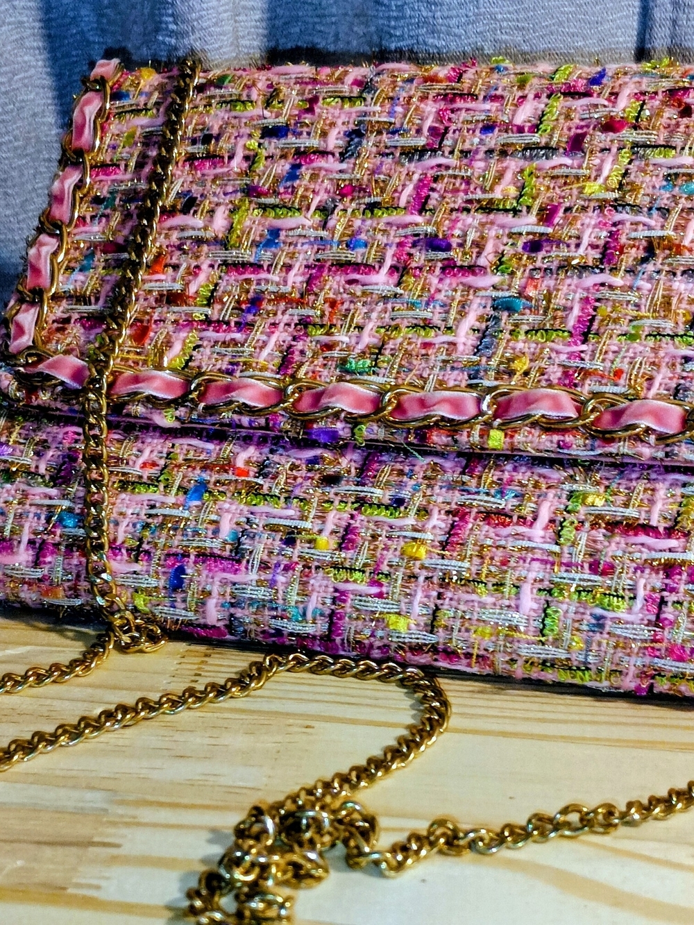 Pink Tweed Crossbody Bag with Gold Chain Strap